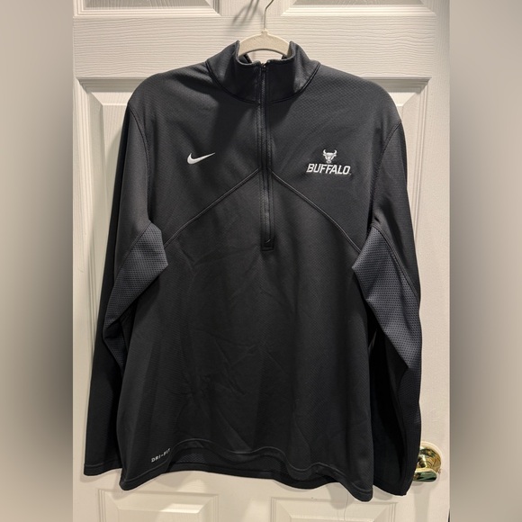 Nike Dri-FIT 1/4 Zip Pullover Men’s XL Black Buffalo Logo Performance Top - Picture 2 of 10